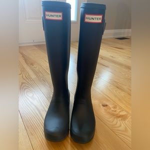 Hunter Women US size 6 rainboots